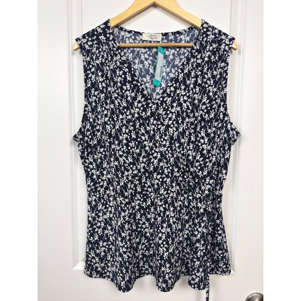 Beacon‎ Apparel Kaique Surplice Knit Top Navy White Floral 2X Stitch Fix